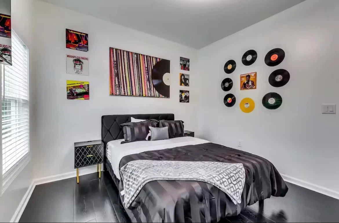 $300 Per Night Atlanta Property