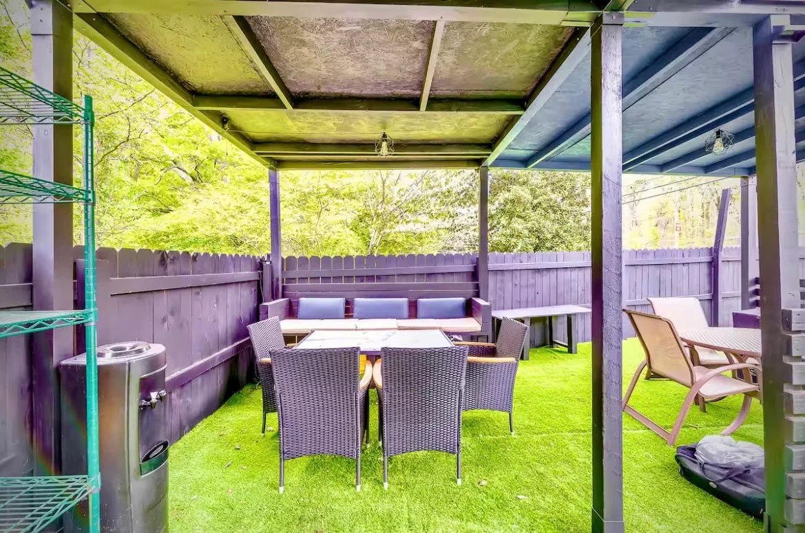$300 Per Night Atlanta Property